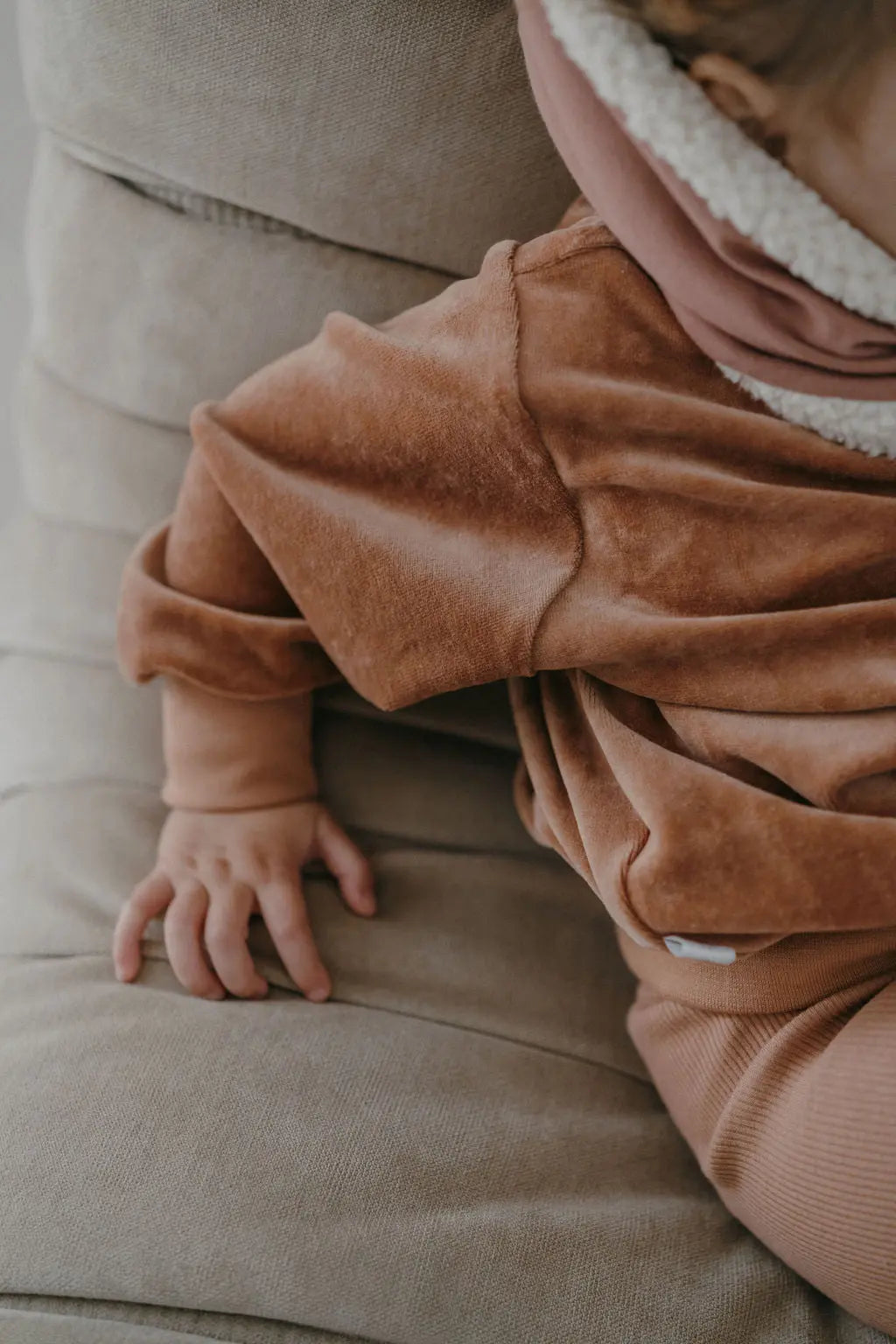 MARTIN, le snood mouton (argile) MOUSSE ET COMPAGNIE