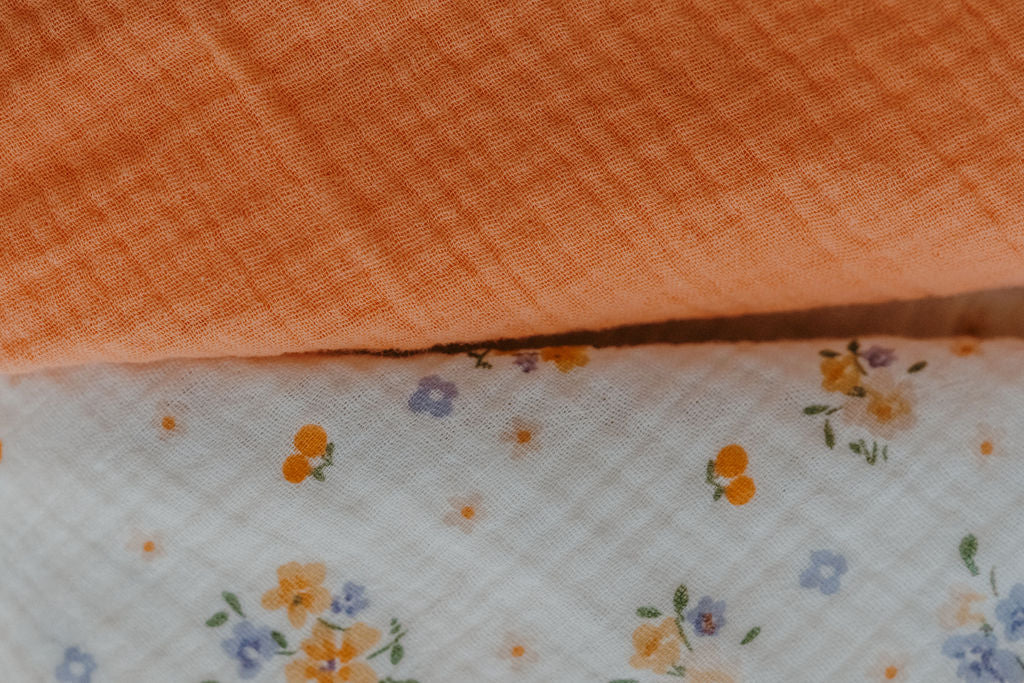PIERROT, le foulard (double gaze "abricot")