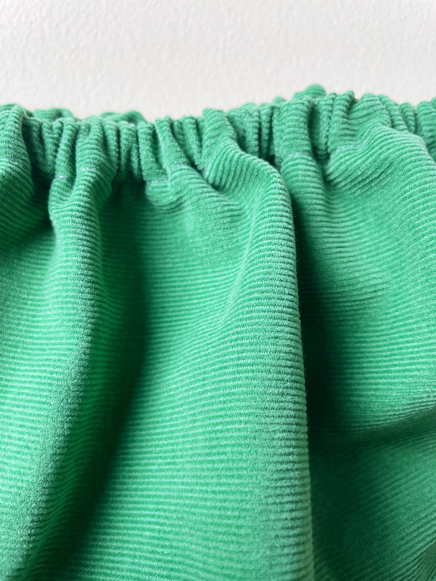 CAPUCINE, la culotte (velours milleraies "vert")
