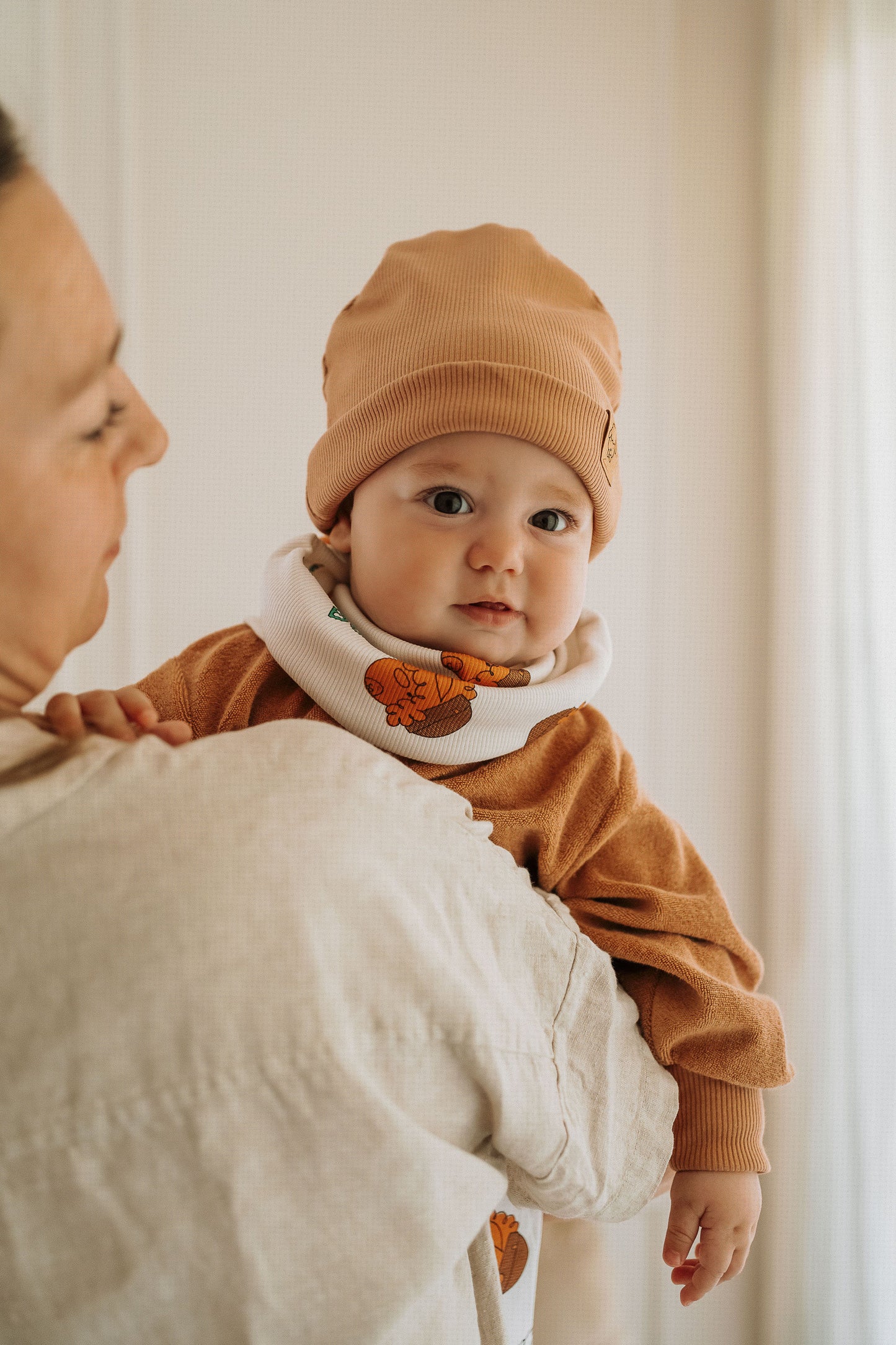 LOUIS, le set bonnet + snood "bêh