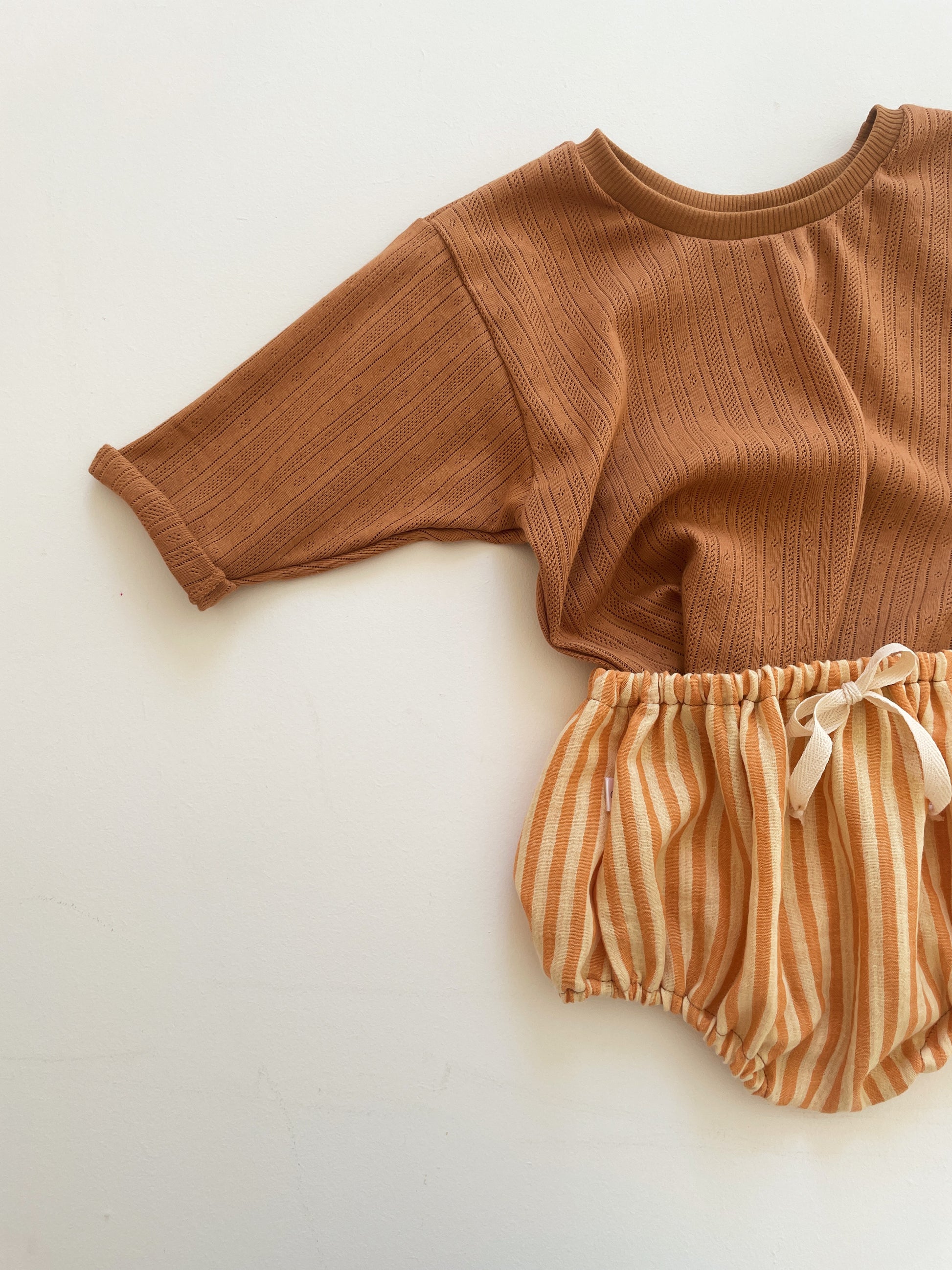 Joséphine, la blouse bébé et enfant (0-6 ans) "Jersey Pointoille Camel" Ma boutique
