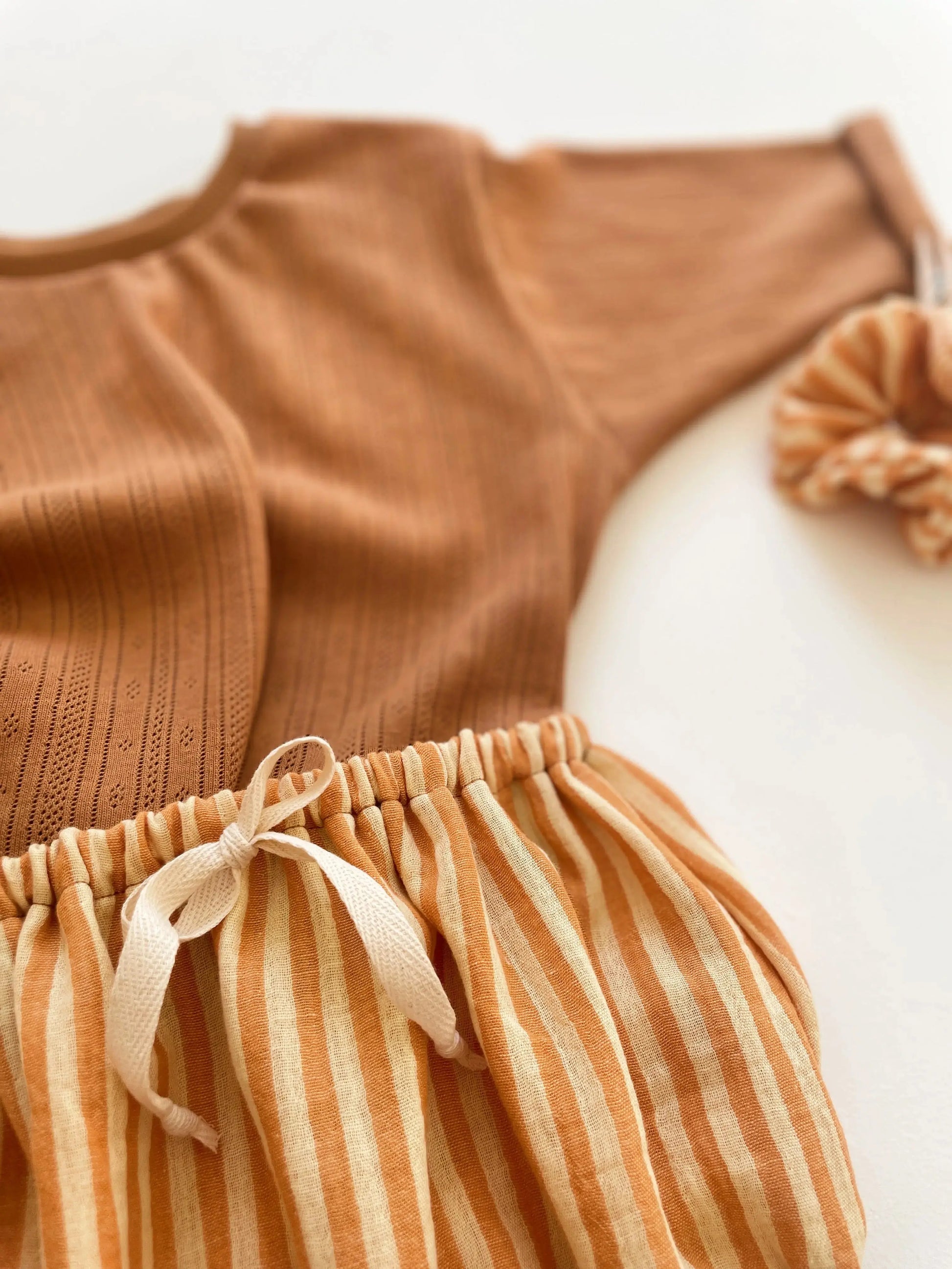 Capucine, la culotte bouffante bébé et enfant (0-4 ans) "Rayé Jaune" Ma boutique