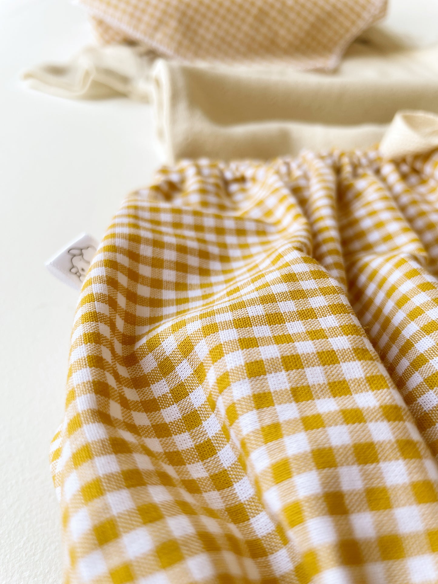 Capucine, la culotte bouffante bébé et enfant (0-4 ans) "Vichy Jaune"