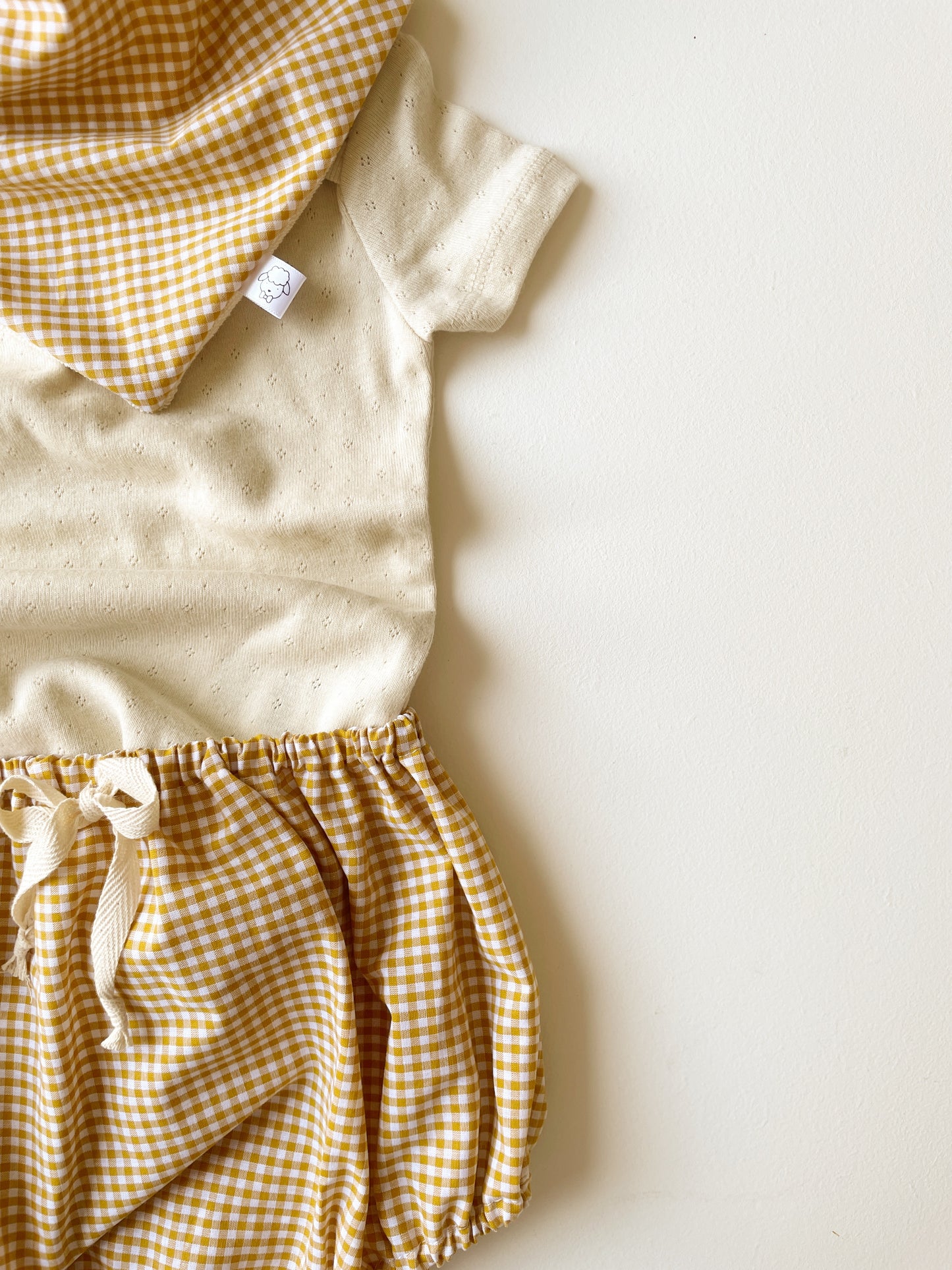 Capucine, la culotte bouffante bébé et enfant (0-4 ans) "Vichy Jaune"