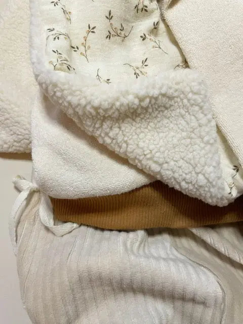 AIMÉ, le gilet sans manches bébé et enfant (0-6 ans) "MOTIF INTEMPOREL AU CHOIX" Ma boutique