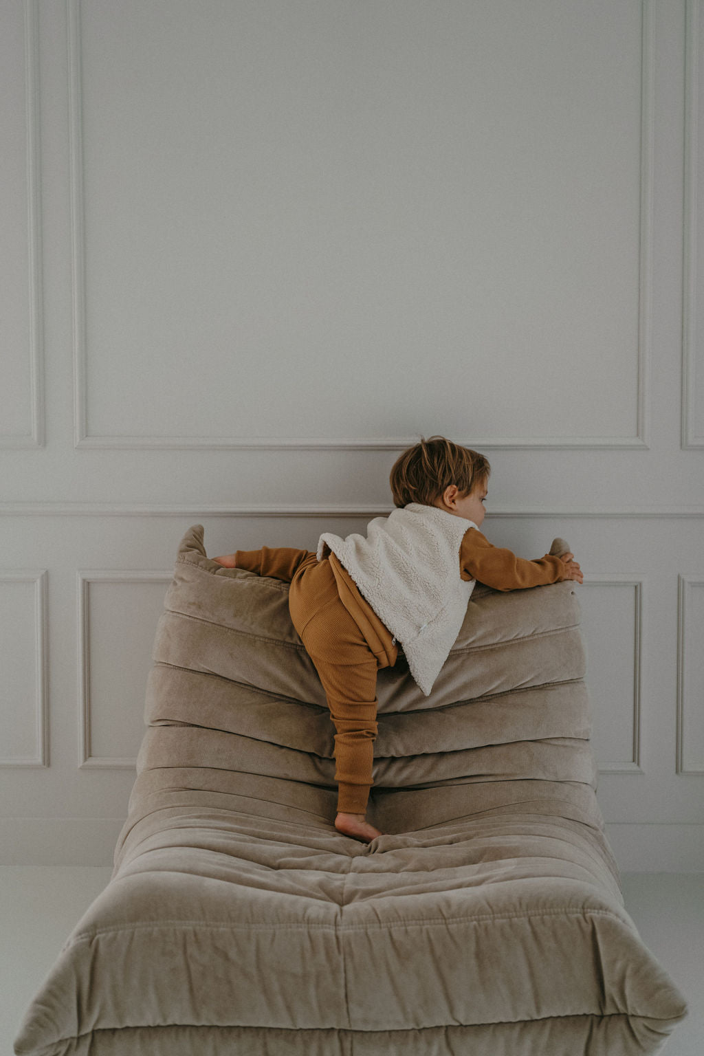 AIMÉ, le gilet sans manches (uni)