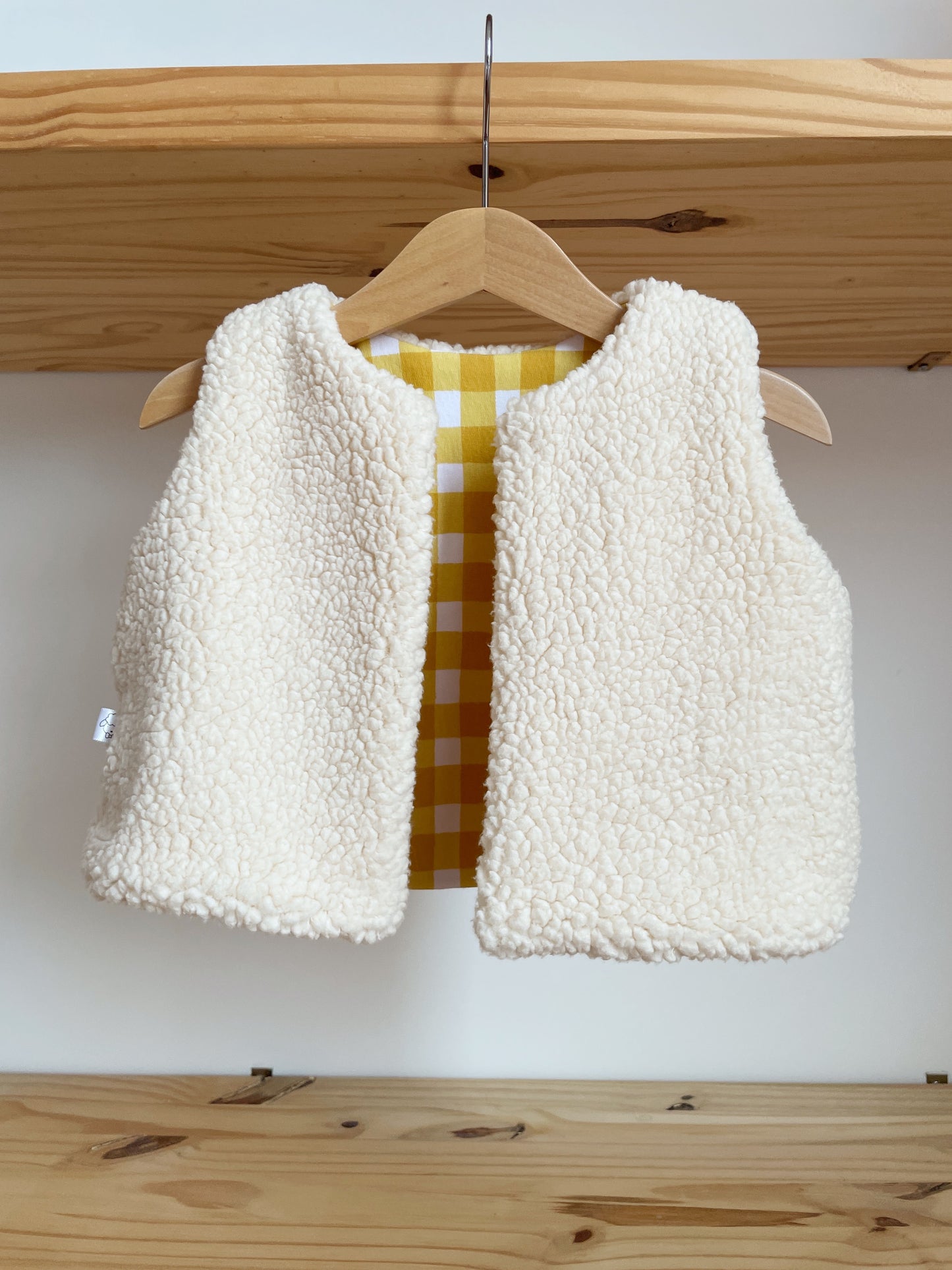 AIMÉ, le gilet sans manches (motif)