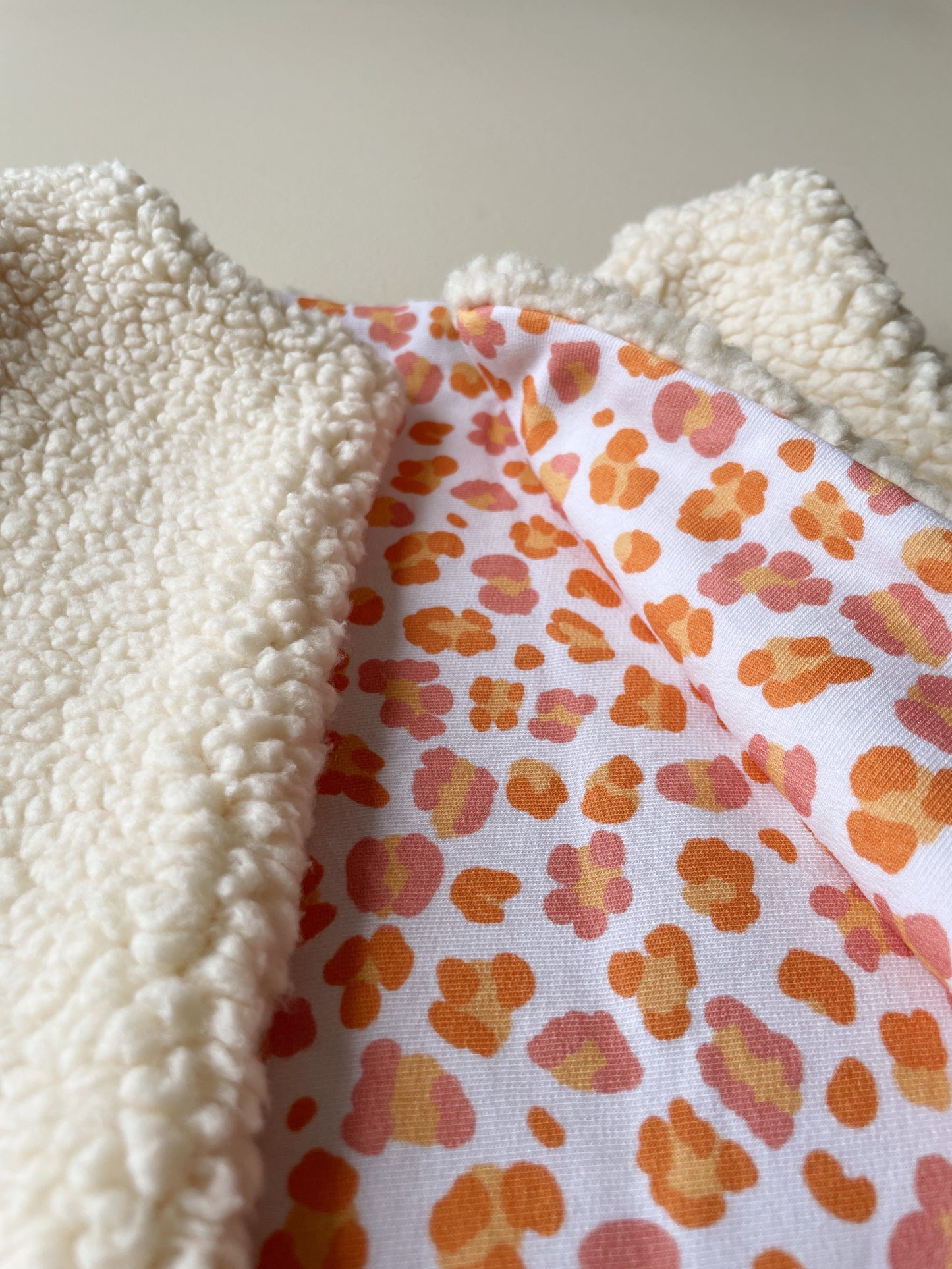 AIMÉ, le gilet sans manches (motif)