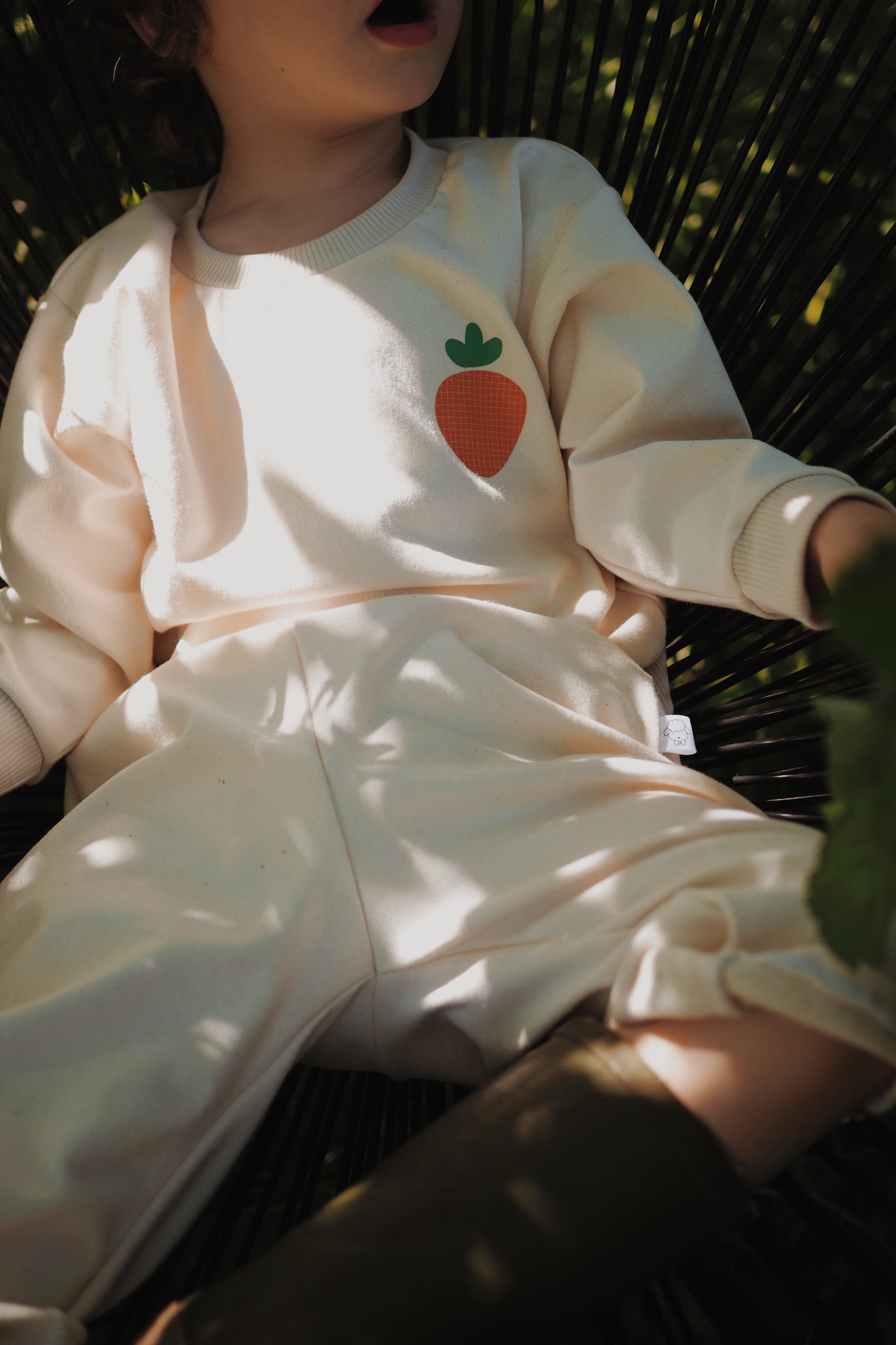 Félix, le pantalon bébé et enfant  (0-6 ans) "fraise"