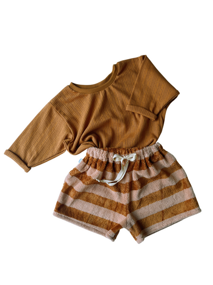 Malo, le short bébé et enfant (6 mois - 6 ans) "éponge rayée"