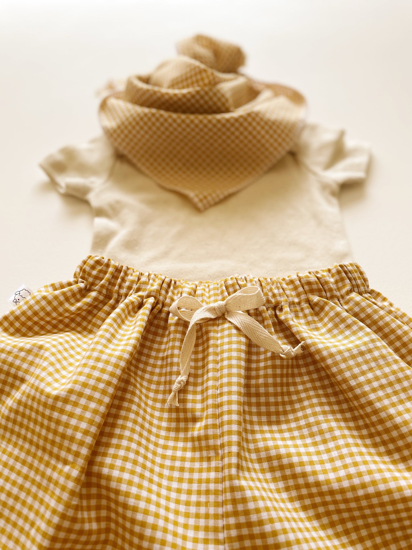 Malo, le short bébé et enfant (6 mois - 6 ans) "Vichy Jaune"
