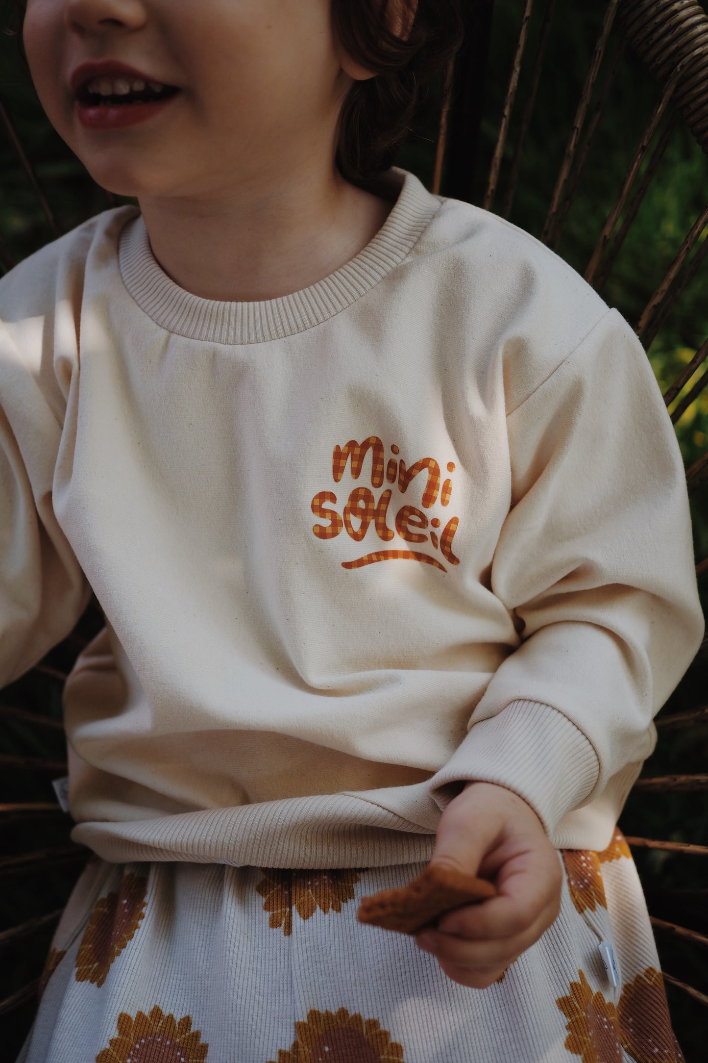 Lulu, le sweat bébé et enfant (0-6 ans) "mini soleil"